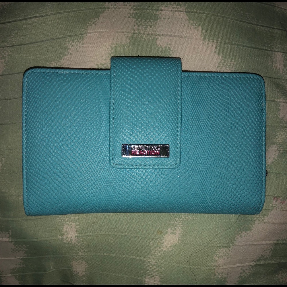 Kenneth Cole Reaction Wallet